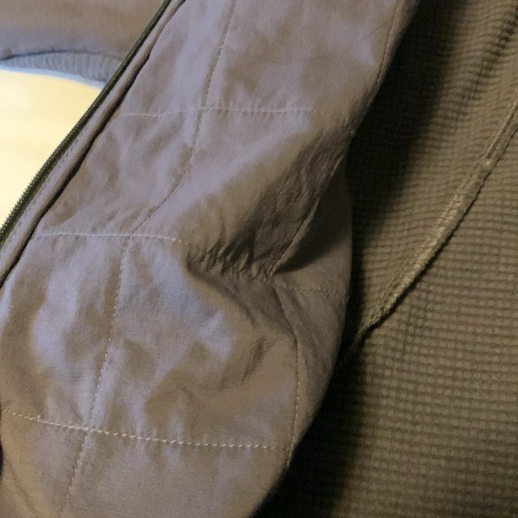 REI Swiftland Insulated Running Jacket - Picture 9 of 10